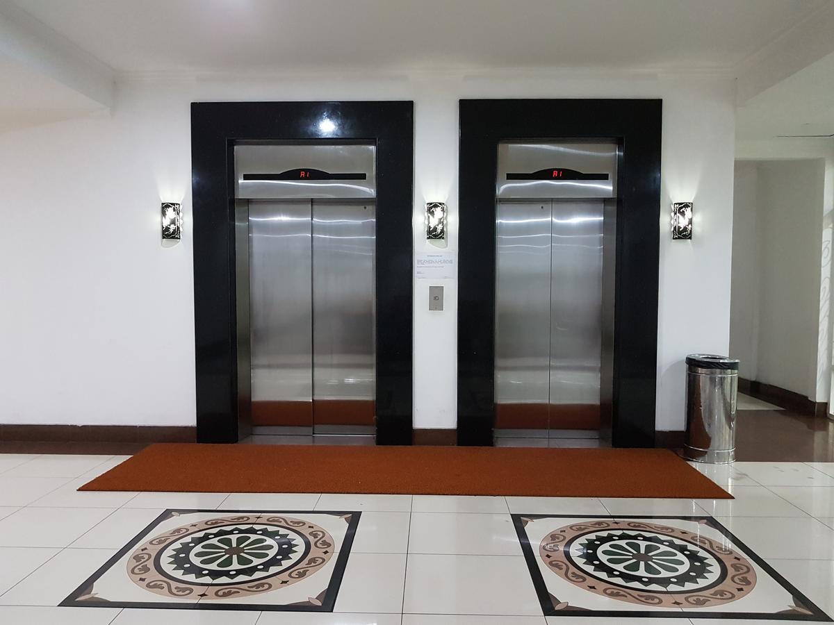 Apartemen Mtc 623 Манадо Екстериор снимка